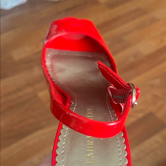 Like new Laura Ashley Vibrant Red Slingback Heels - Picture 6 of 16